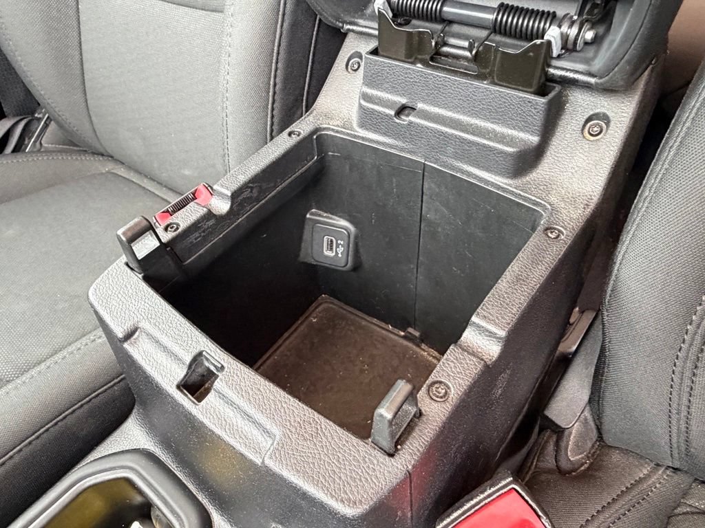 Used 2019 Jeep Wrangler Unlimited Sport AWD/4WD image 28