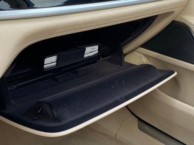 Used 2020 BMW 740i xDrive w/ Cold Weather Package image 45