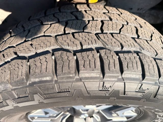 Used 2017 Toyota Tacoma TRD Off-Road w/ Tow Package (A/T) AWD/4WD image 26