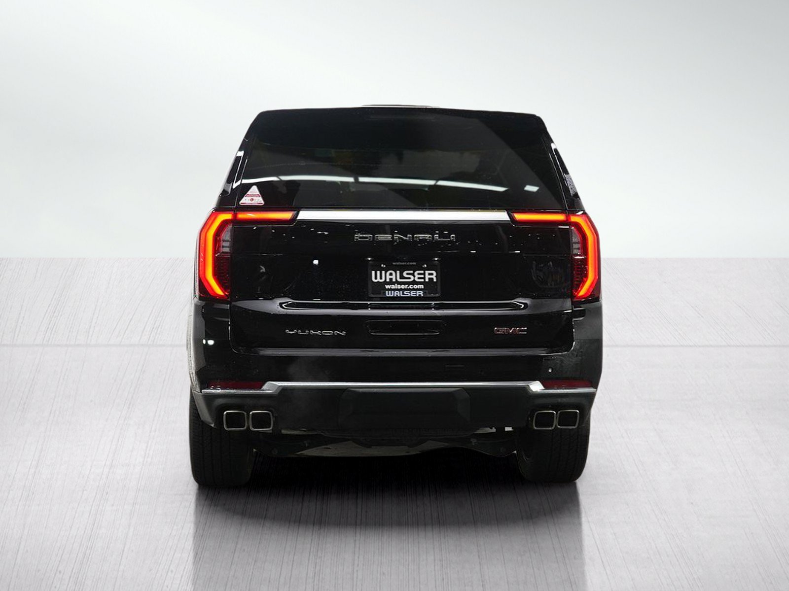 Used 2025 GMC Yukon Denali w/ Sun & Power Step Package AWD/4WD image 4