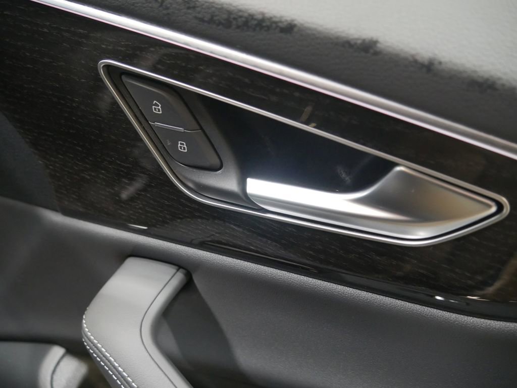 New 2026 Audi Q8 Premium Plus image 29