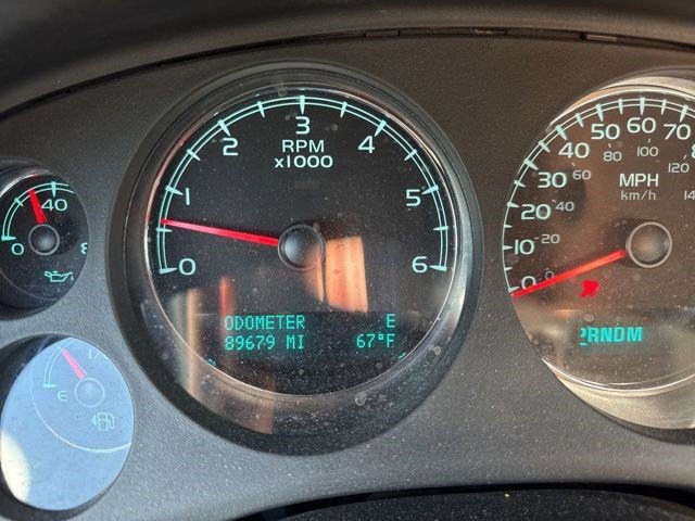 Used 2010 Chevrolet Avalanche LTZ AWD/4WD image 15