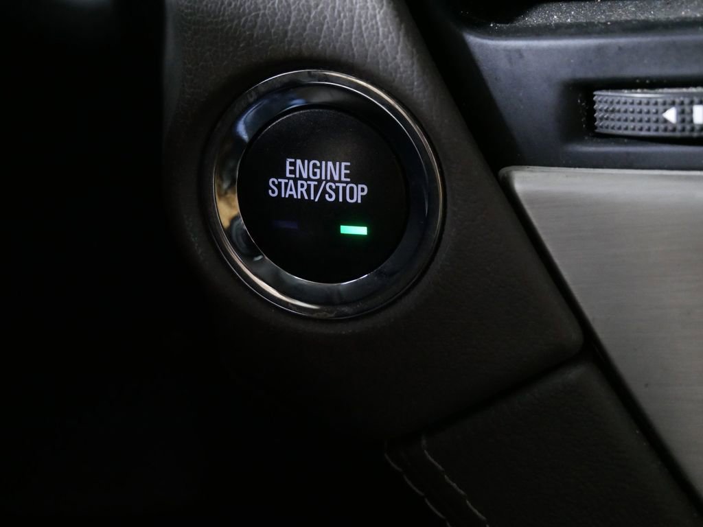 Used 2018 GMC Yukon Denali w/ Denali Ultimate Package image 32