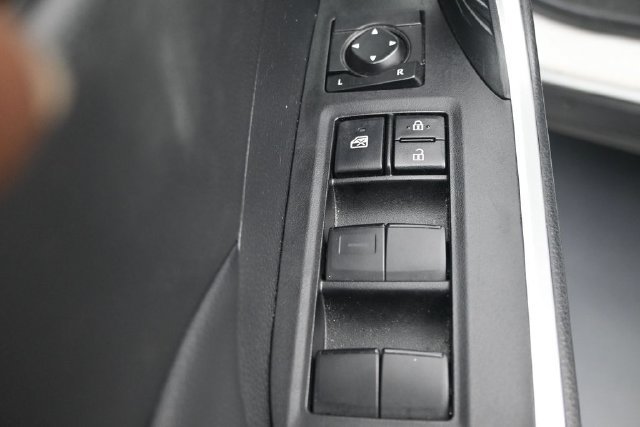 Used 2024 Toyota RAV4 LE AWD/4WD image 14
