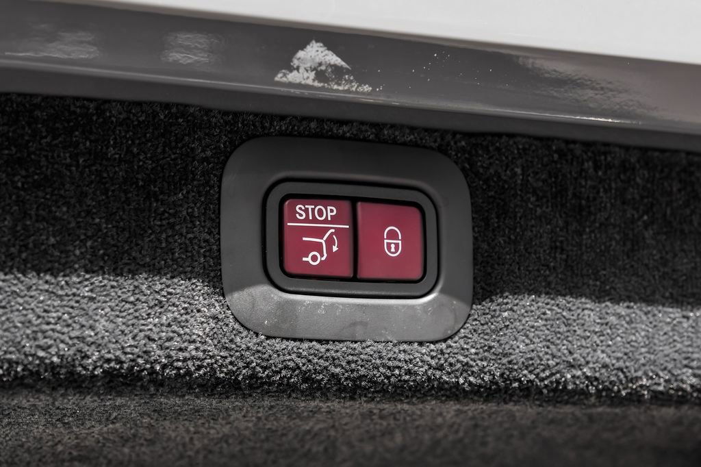 Used 2024 Aston Martin DBX 707 image 58