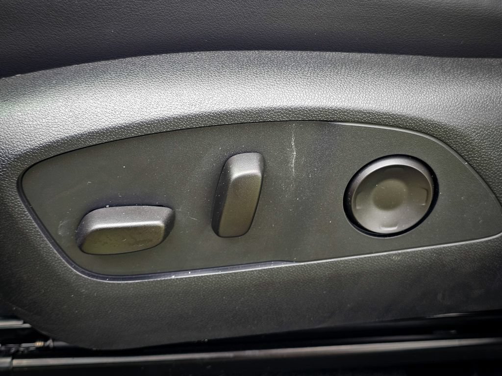 New 2026 Buick Enclave Preferred w/ Power Package AWD/4WD image 17