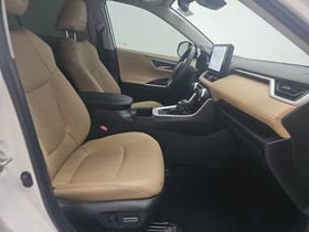 Used 2025 Toyota RAV4 Limited FWD image 6