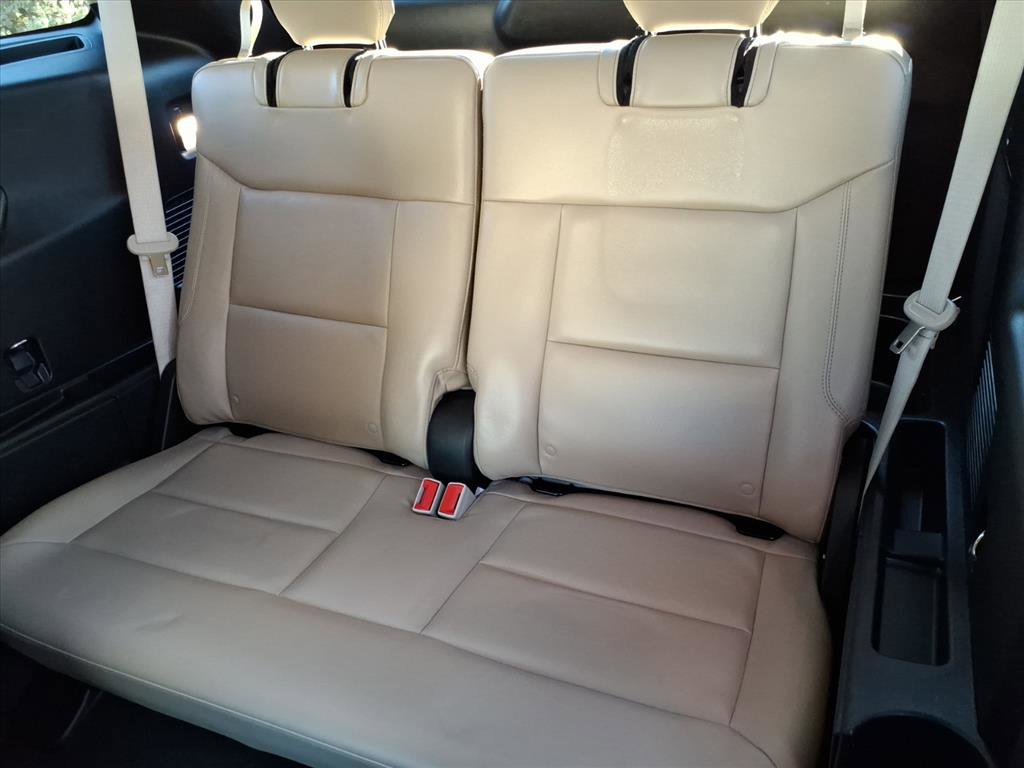 Certified 2022 Ford Explorer XLT w/ Equipment Group 202A image 17