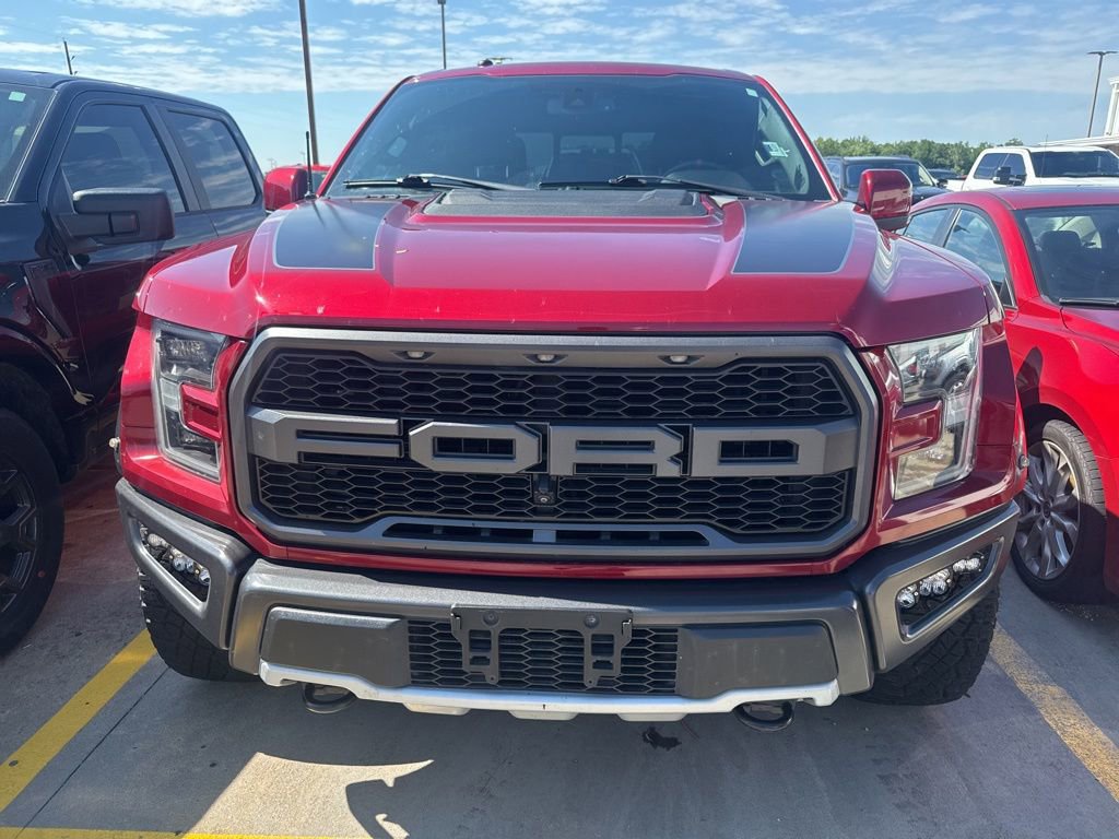 Used 2017 Ford F150 Raptor w/ Equipment Group 802A Luxury AWD/4WD image 2