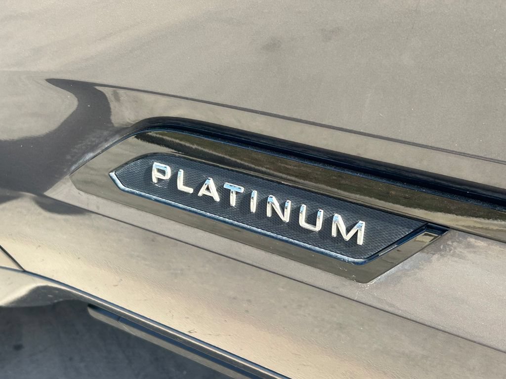 Used 2022 Toyota Tundra Platinum RWD image 14