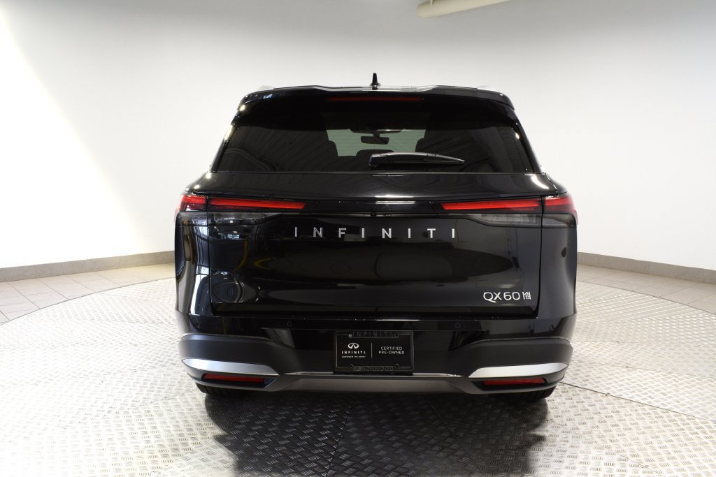 Certified 2026 INFINITI QX60 Luxe w/ Family Package AWD/4WD image 12