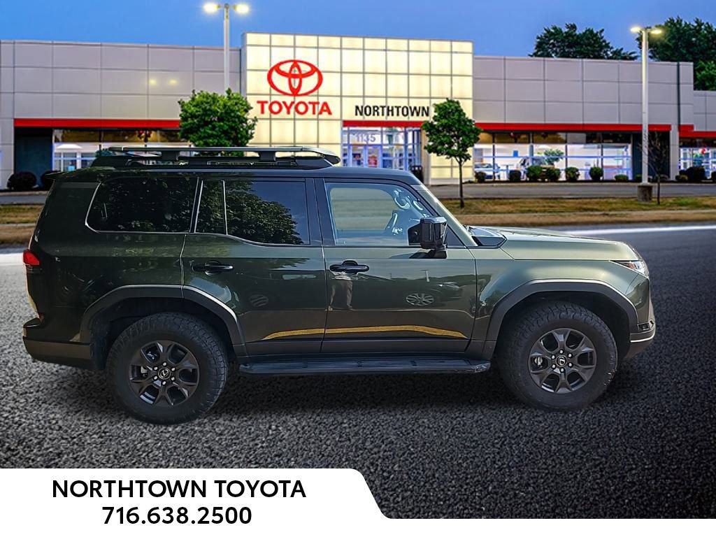 Used 2024 Lexus GX 550 image 10
