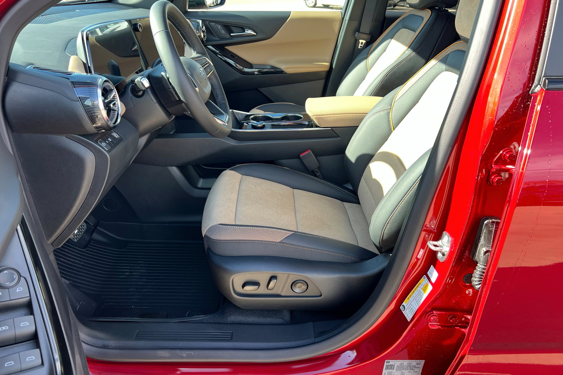 New 2026 Chevrolet Equinox ACTIV image 18