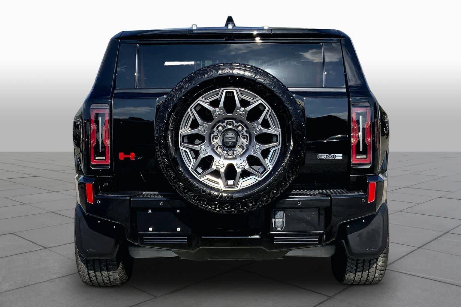 Used 2024 GMC Hummer EV 3X w/ LPO, Illumination Package AWD/4WD image 4