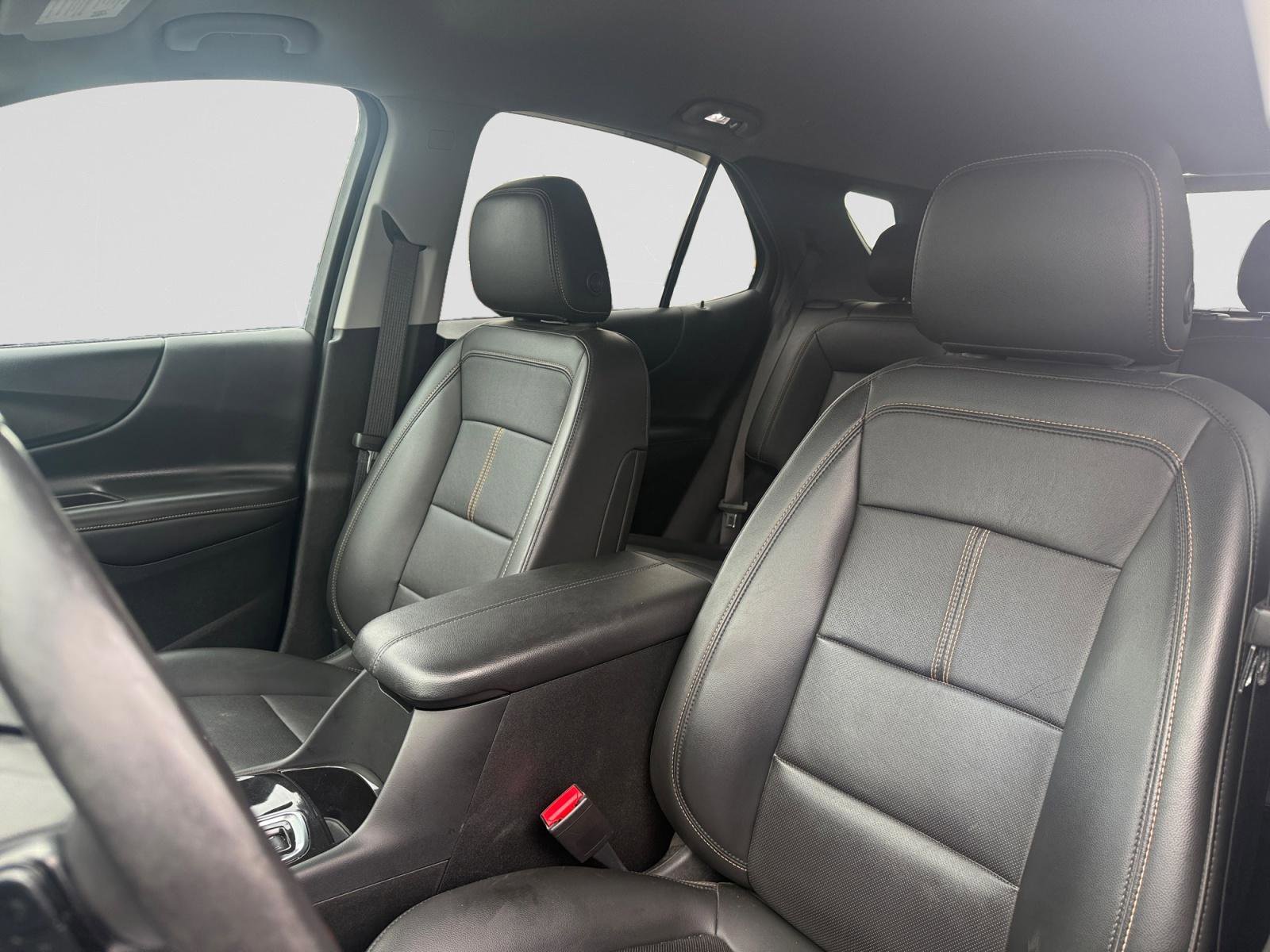 Used 2022 Chevrolet Equinox Premier AWD/4WD image 9