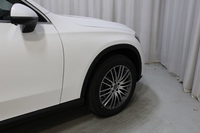 New 2026 Mercedes-Benz GLC 300 4MATIC image 26