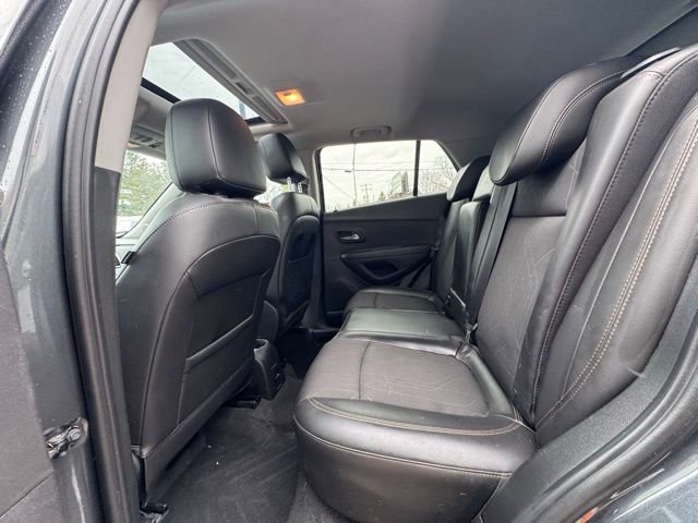 Used 2018 Chevrolet Trax LT w/ Sun & Sound Package image 14