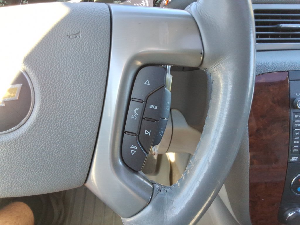 Used 2014 Chevrolet Tahoe LTZ AWD/4WD image 28