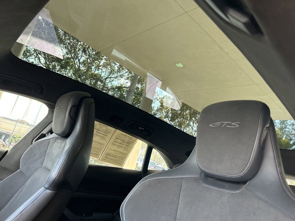 Used 2023 Porsche Taycan GTS image 20