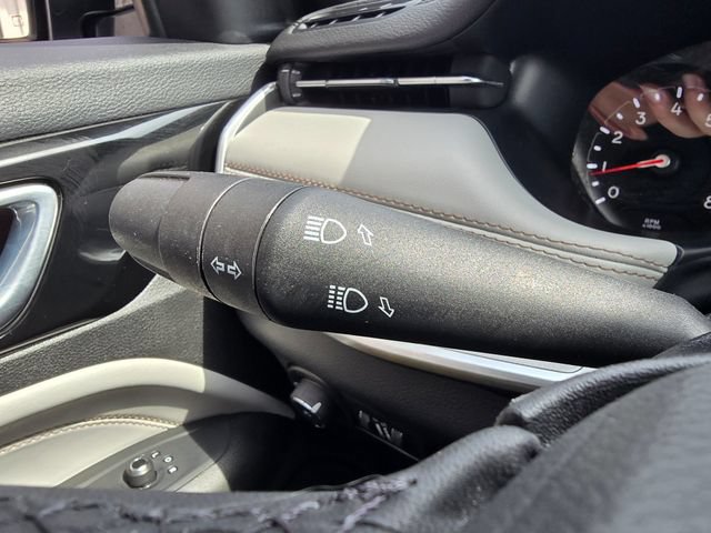 Used 2026 Jeep Compass Limited AWD/4WD image 19