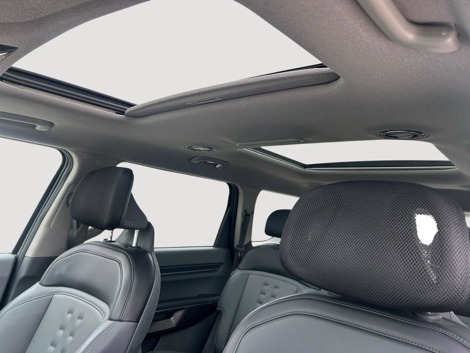 Used 2024 Kia EV9 Wind image 6