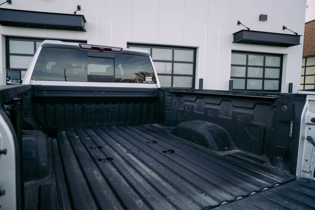 Used 2021 GMC Sierra 2500 SLT w/ SLT Convenience Package image 12