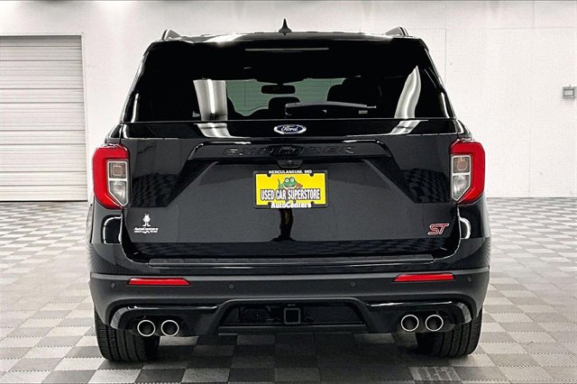 Used 2023 Ford Explorer ST w/ Technology Package image 4