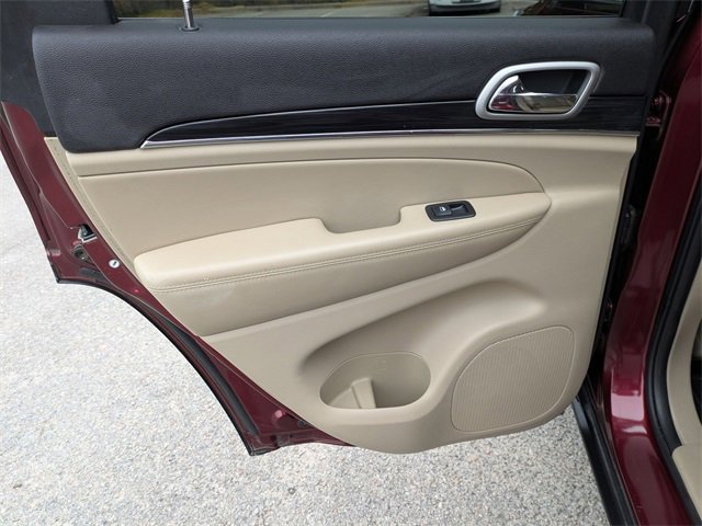 Used 2020 Jeep Grand Cherokee Limited w/ Trailer Tow Group IV image 37