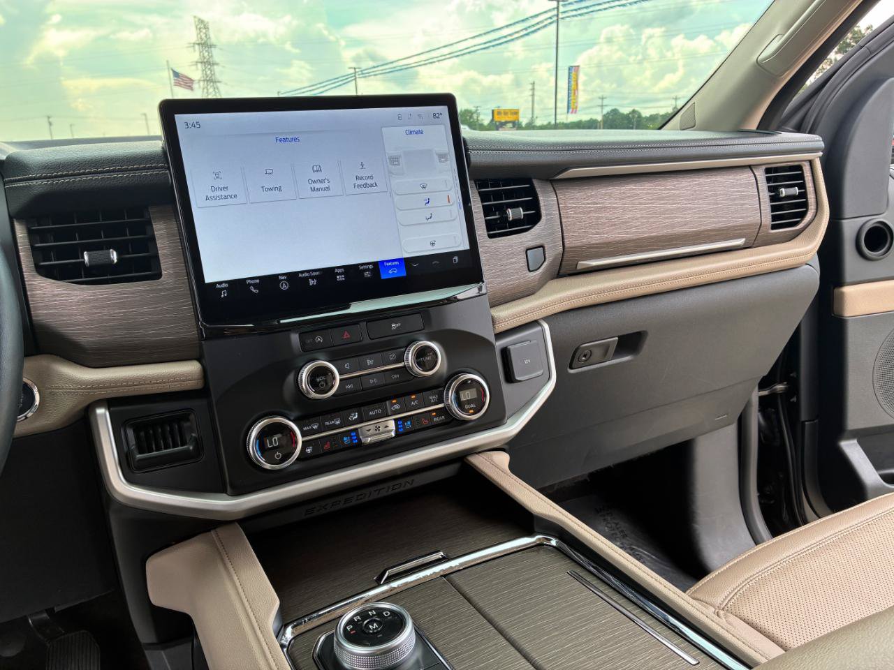 Used 2024 Ford Expedition Limited RWD image 20