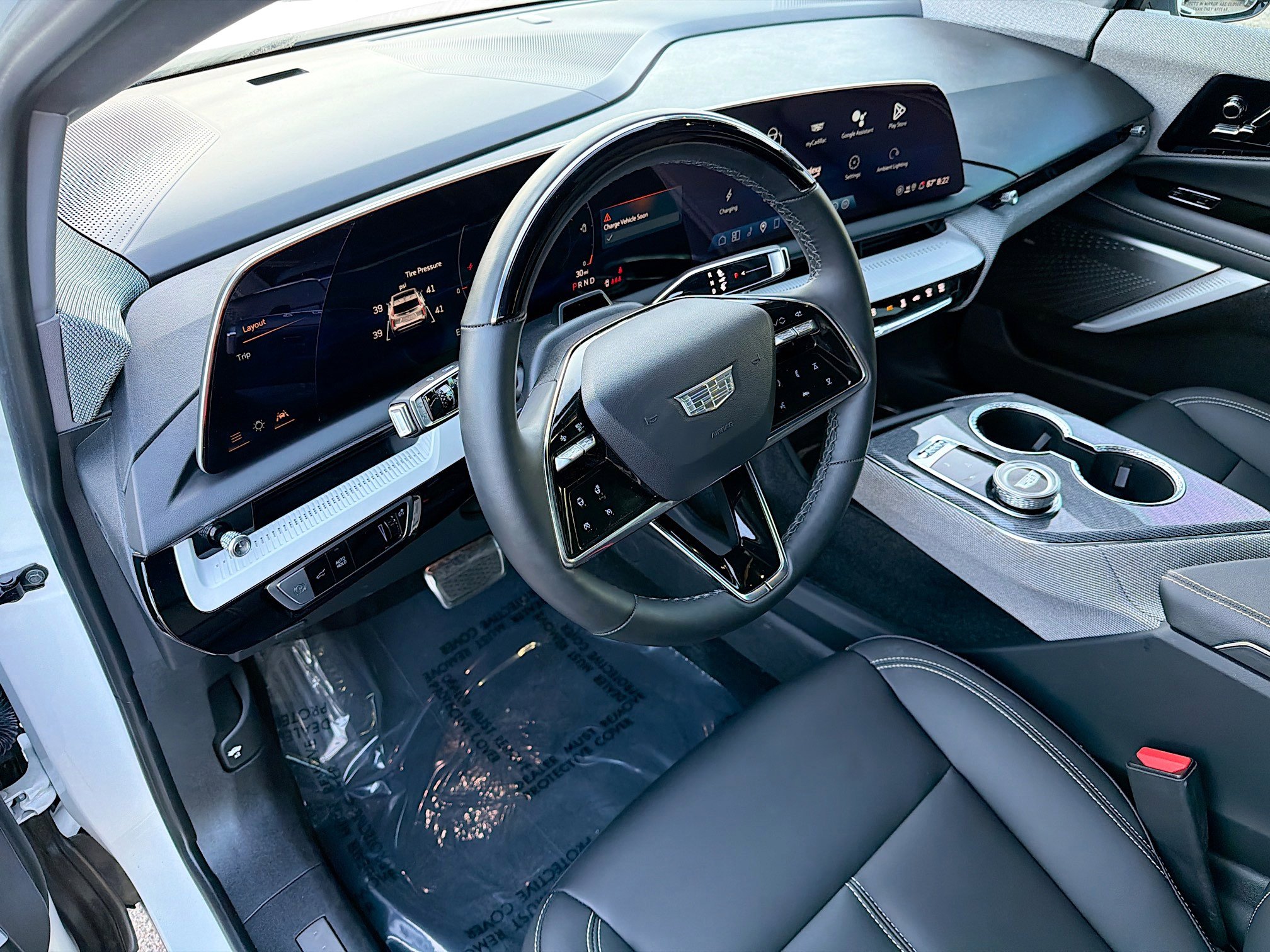 Used 2025 Cadillac Optiq Sport 1 w/ LPO, Floor Liner Package image 26