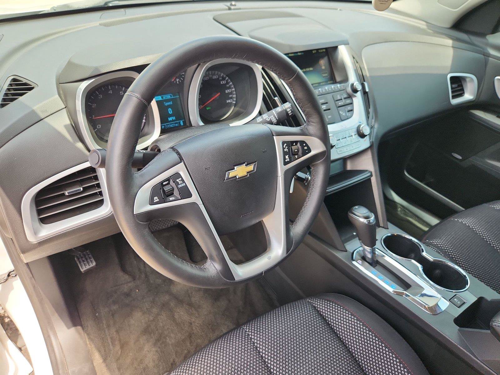 Used 2017 Chevrolet Equinox LT w/ Convenience Package FWD image 10