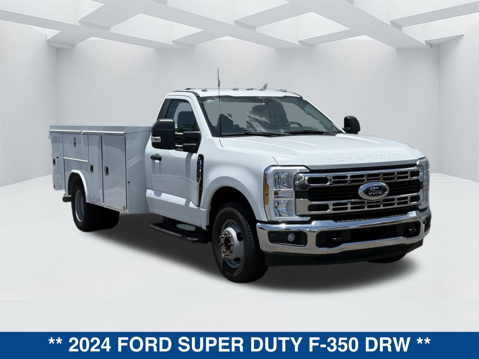 Used 2024 Ford F350 XL w/ XL Chrome Package RWD image 4