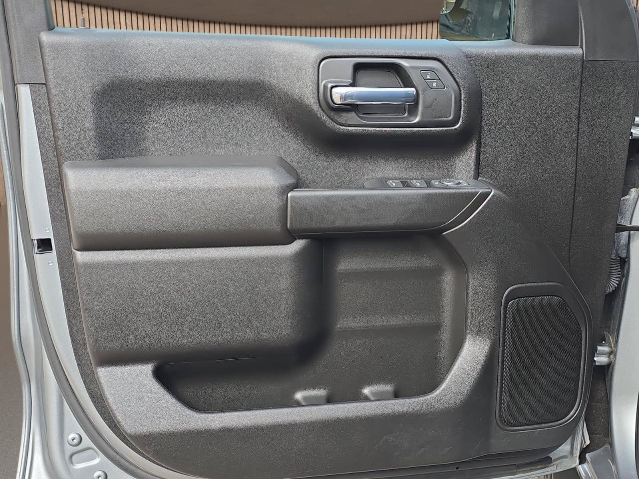 Used 2023 Chevrolet Silverado 1500 Custom AWD/4WD image 12