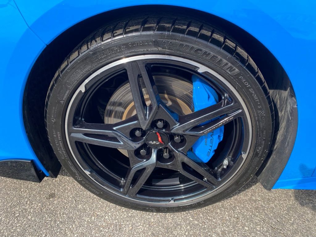 Used 2020 Chevrolet Corvette Stingray Premium Cpe w/ 3LT Preferred Equipment Group image 28