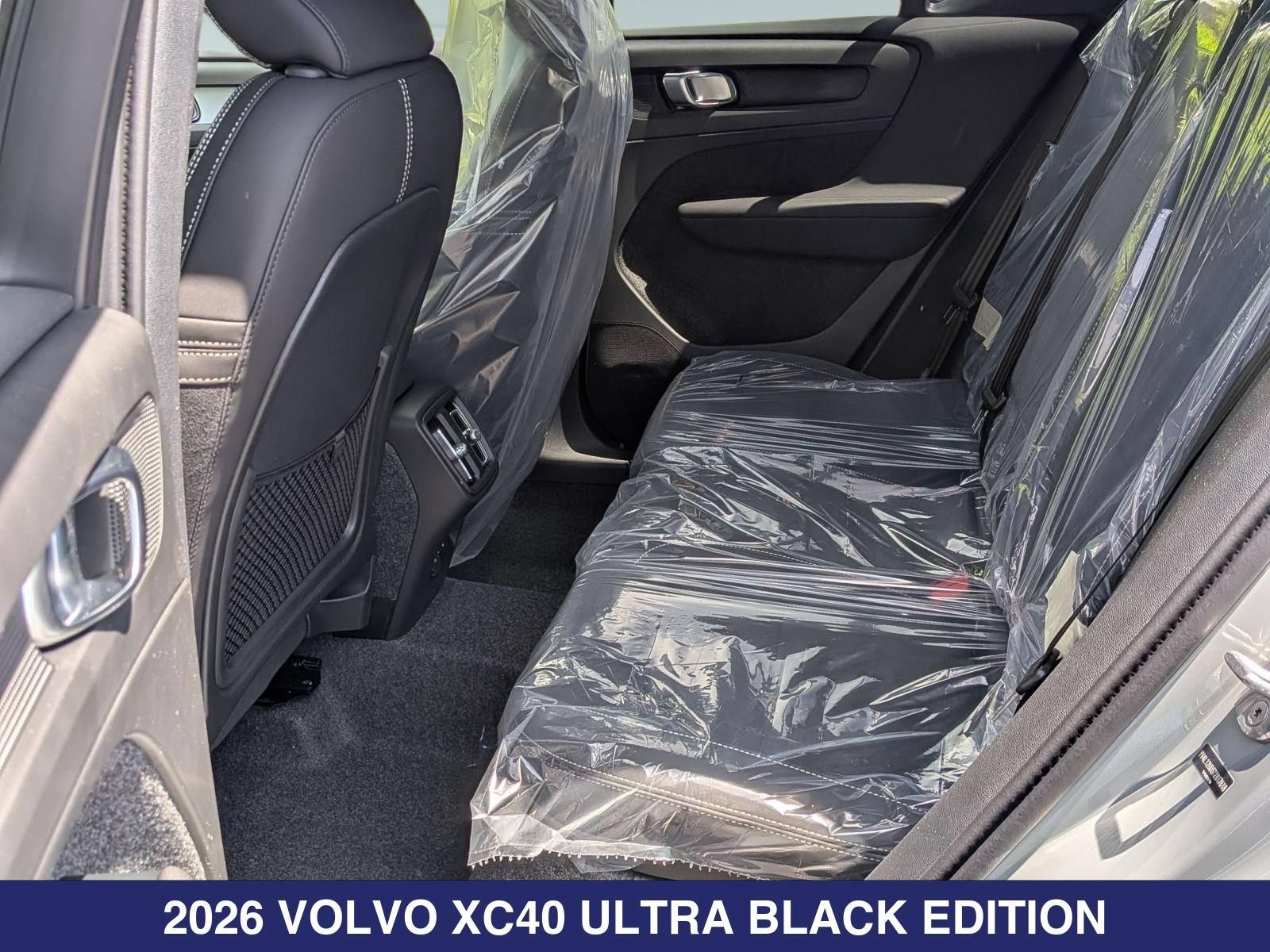 New 2026 Volvo XC40 B5 Ultra w/ Protection Package Premier AWD/4WD image 16