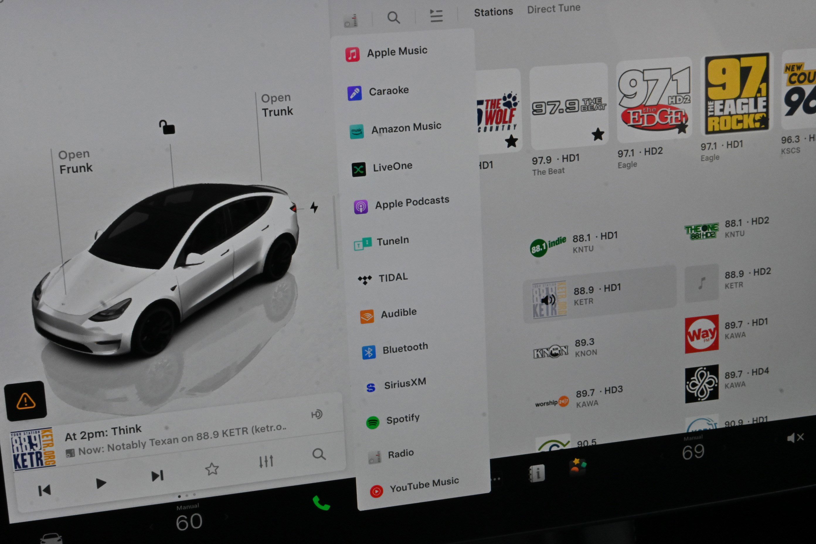 Used 2022 Tesla Model Y Performance AWD/4WD image 33