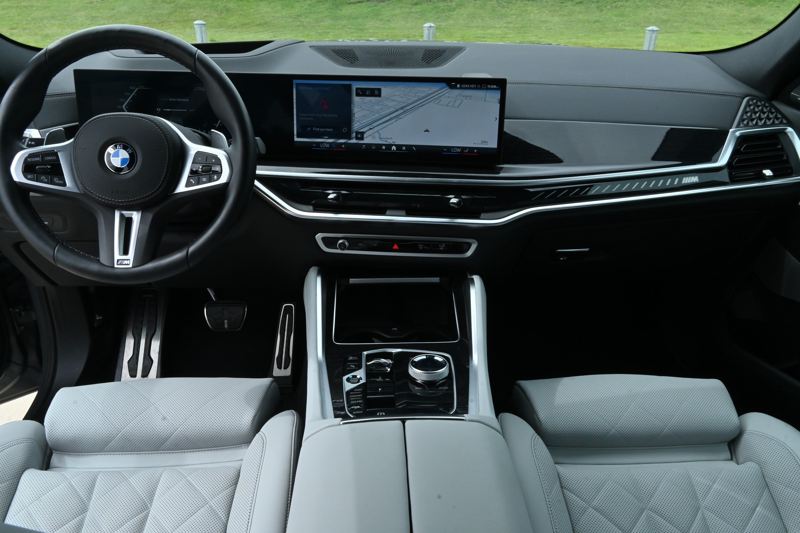 Certified 2026 BMW X6 M60i AWD/4WD image 17
