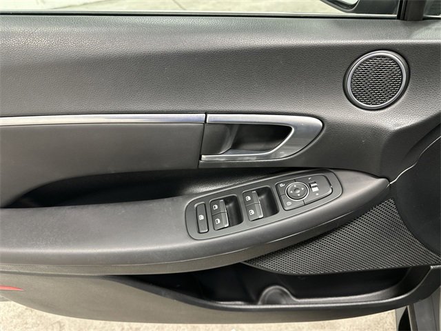 Used 2022 Hyundai Sonata SEL image 17