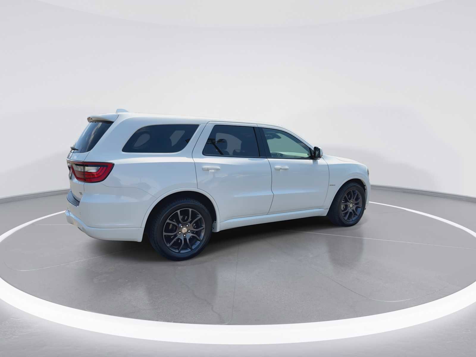 Used 2016 Dodge Durango R/T w/ Technology Group AWD/4WD image 8