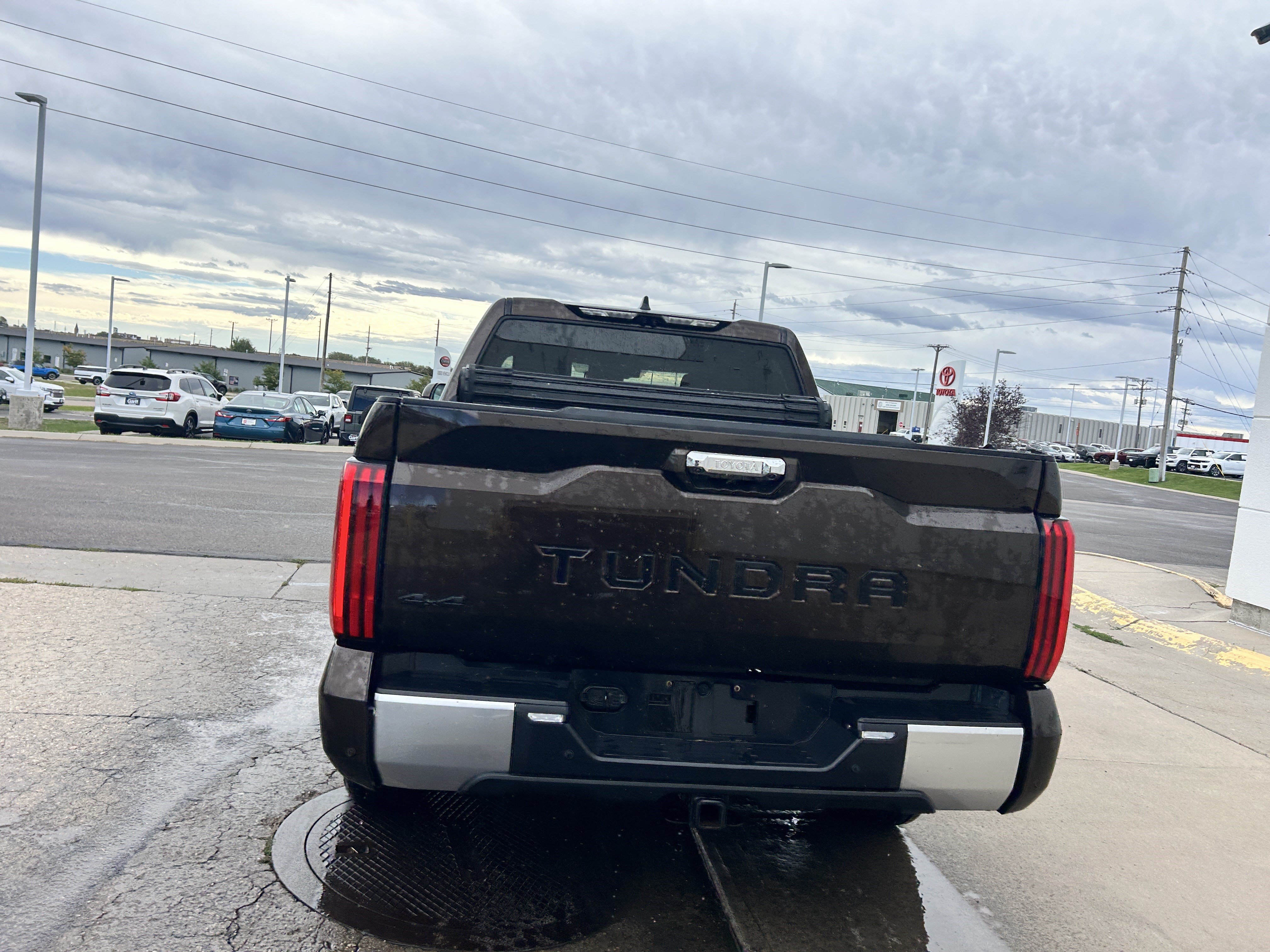 Used 2023 Toyota Tundra Limited w/ TRD Off-Road Package AWD/4WD image 4