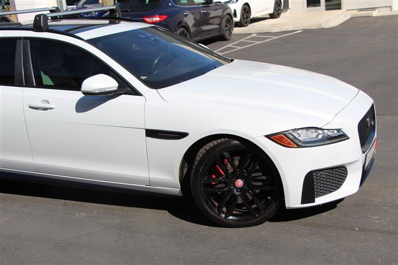 Used 2018 Jaguar XF S AWD/4WD image 11
