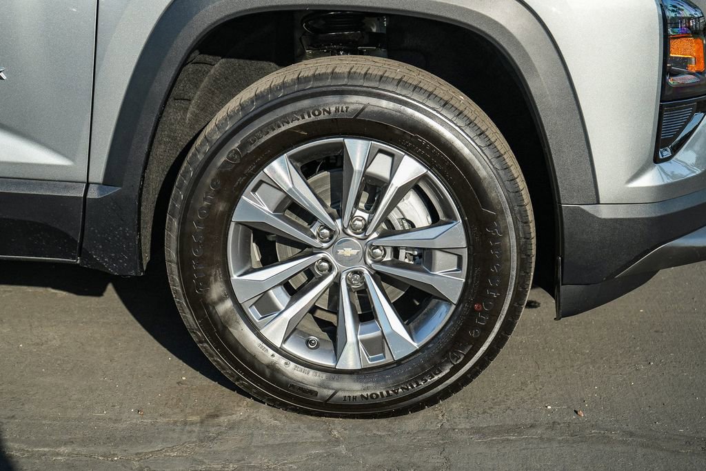 New 2026 Chevrolet Equinox LT FWD image 11