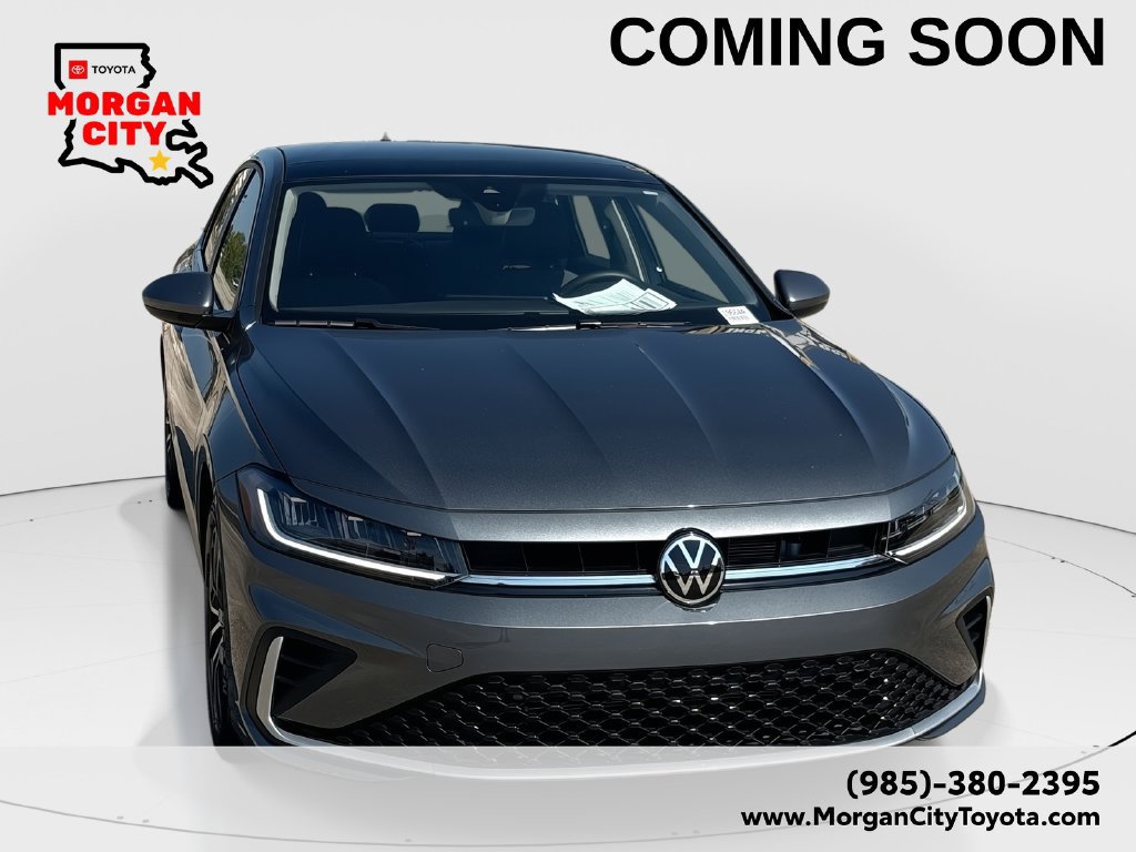 Used 2025 Volkswagen Jetta SE w/ Sunroof Package