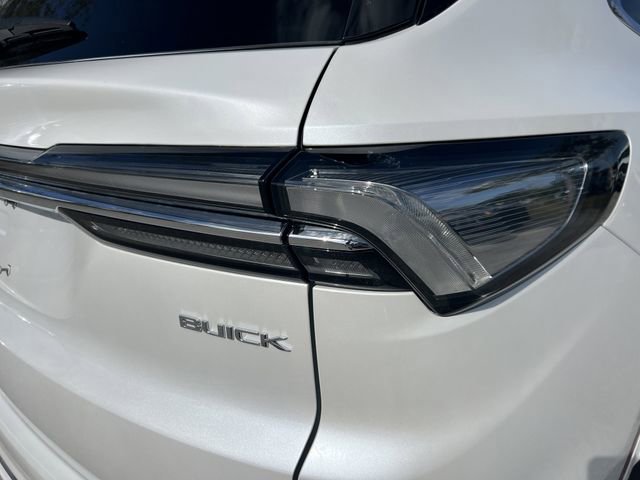 Used 2025 Buick Enclave Avenir image 10
