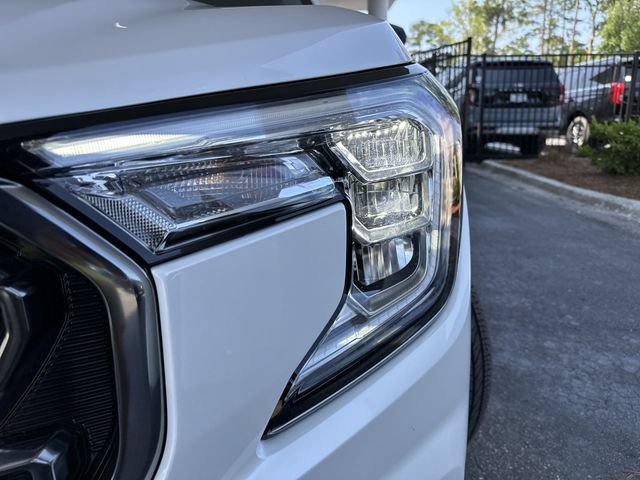 Used 2022 GMC Terrain AT4 w/ Infotainment Package II AWD/4WD image 9