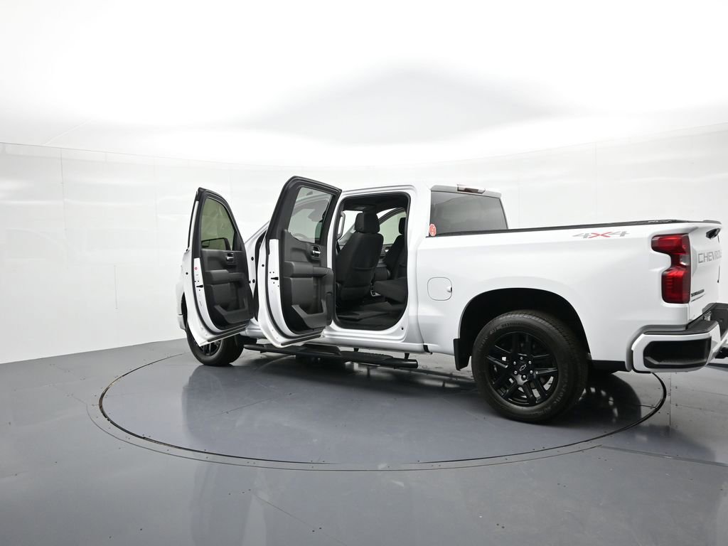 Used 2023 Chevrolet Silverado 1500 Custom w/ LPO, Dark Essentials Package AWD/4WD image 31