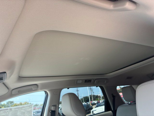 New 2026 Nissan Pathfinder SL FWD image 12