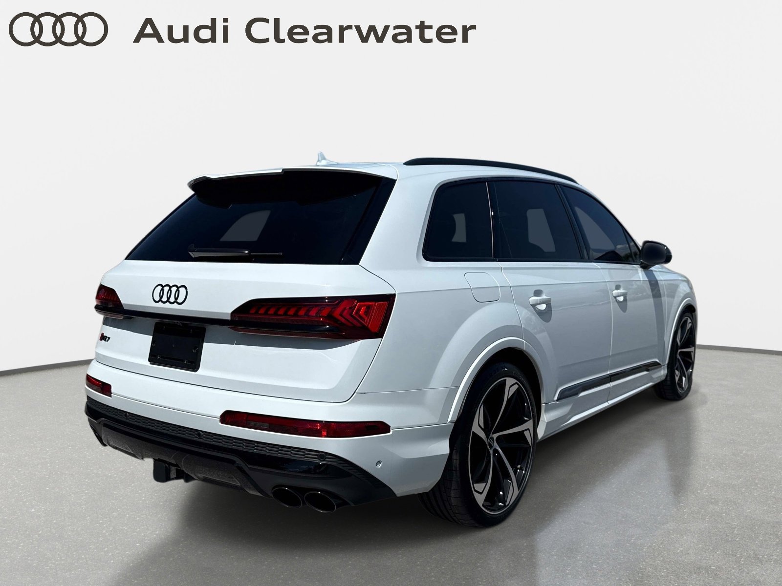 Used 2023 Audi SQ7 Prestige AWD/4WD image 4