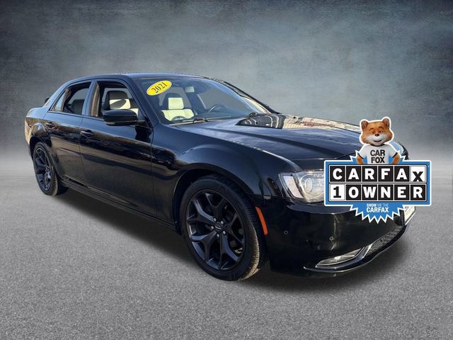 Used 2021 Chrysler 300 S image 2