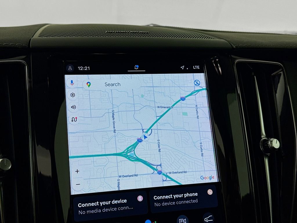 Used 2023 Volvo XC60 B5 Ultimate w/ Climate Package image 14